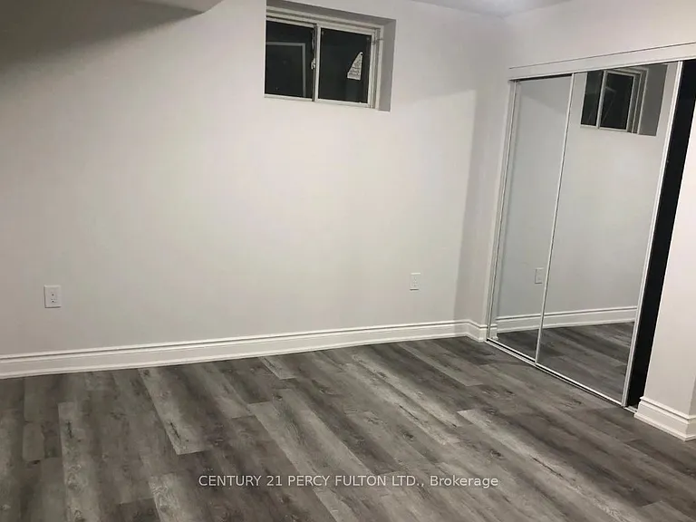 39 Little Britain Cres #BASEMENT — Photo 4