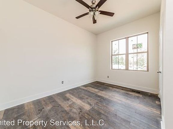 3rd image of 110 Oak Plains Aly
