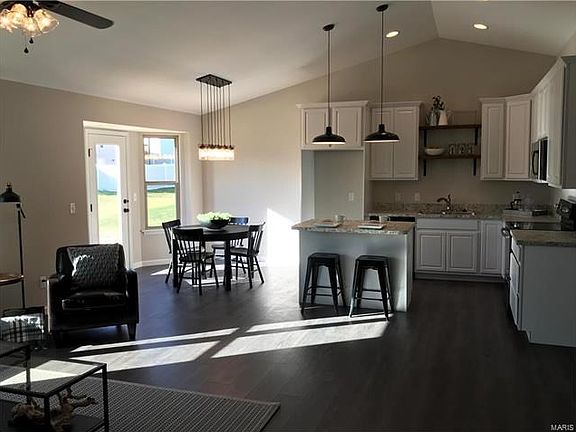 5th image of 761 Glen Eagle Dr
