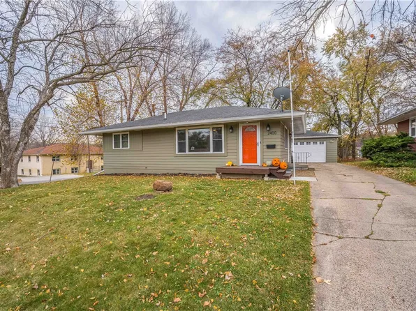 2400 Holcomb Ave, Des Moines, IA 50310