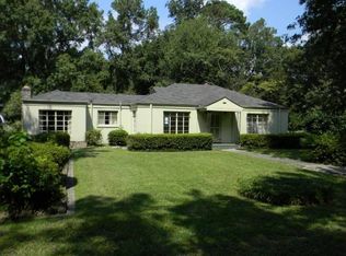 1240 Ravenel Dr, Charleston, SC 29407