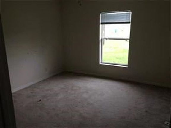 3rd image of 1411 NE 2nd Ave