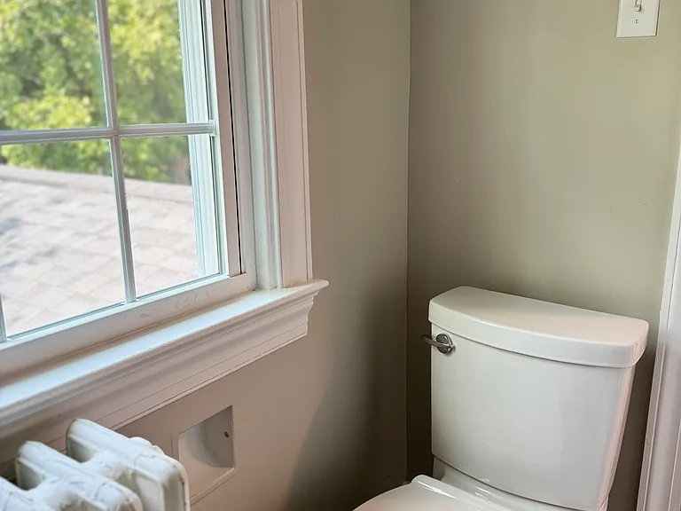 2nd Floor Bathroom