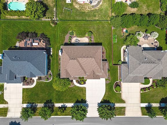 2nd image of 5728 Rosinweed Ln