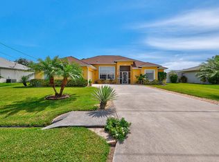 2031 SE Mantua St, Port Saint Lucie, FL 34952