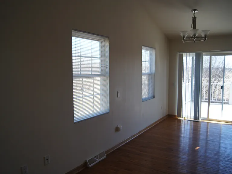 1054 Vinyard Dr #1054 — Photo 5