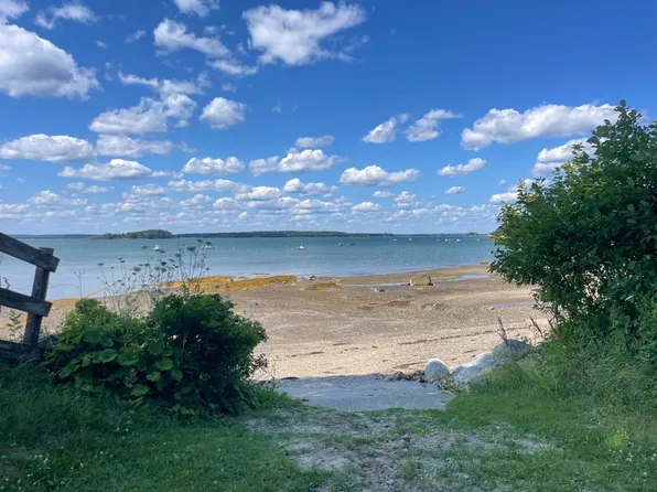 11 Loon Road, Harpswell, ME 04079