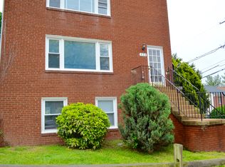 523 S Courthouse Rd APT 2, Arlington, VA 22204