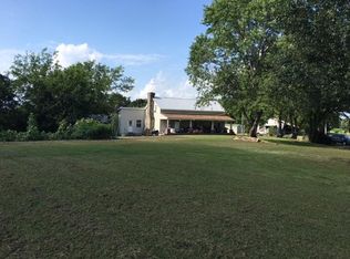 4058 Old Highway 48, Southside, TN 37171