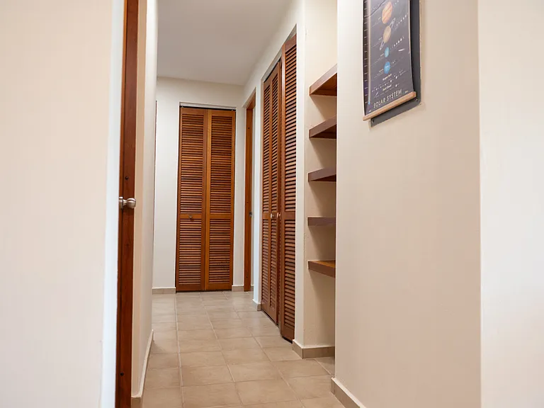 180 Palmas Dr — Photo 34