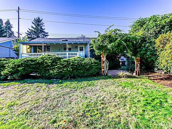 5th image of 1807 N Vassault Street