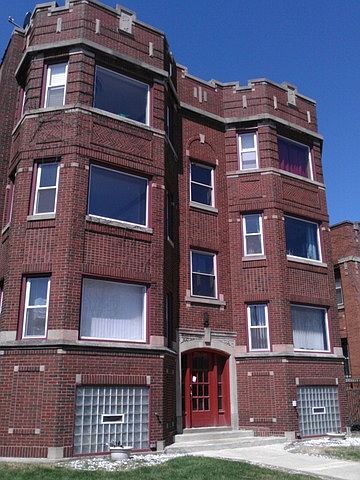 1st image of 7746 S Jeffery Blvd #2