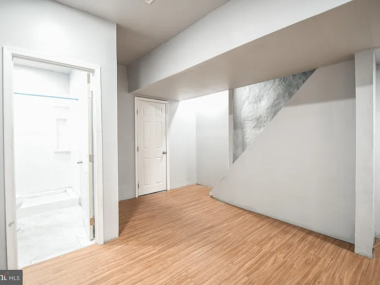 4615 Fernhill Rd — Photo 18