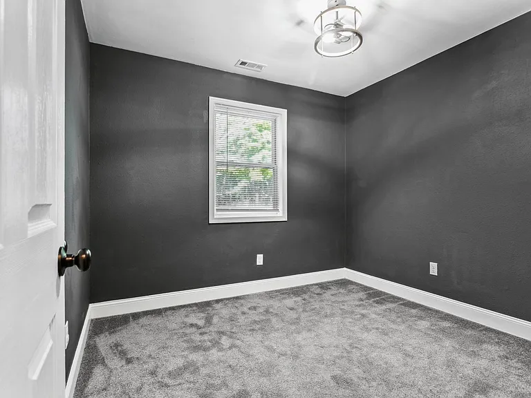 409 Goosley Rd — Photo 17
