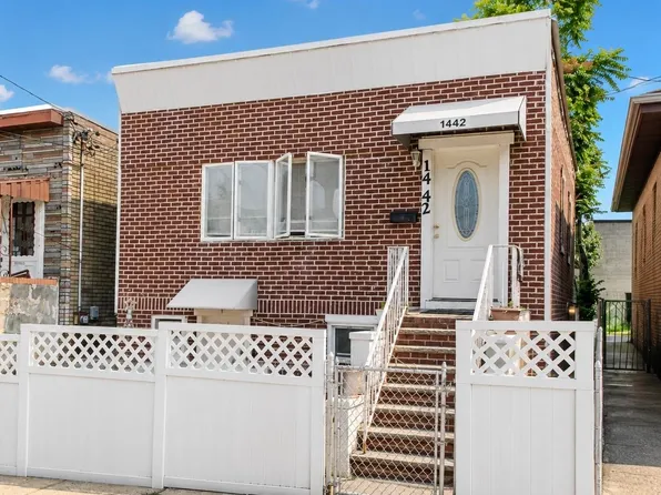 1442 44th Street image 1 of 1