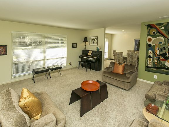 5th image of 2315 LA MESA