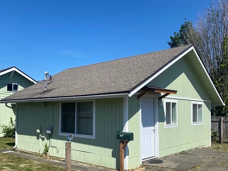 216 N Sylvia St — Photo 1
