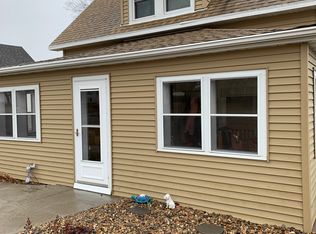 719 Willard Ave, Genoa, NE 68640