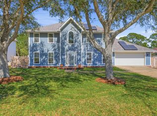 159 Shoreline Dr, Mary Esther, FL 32569