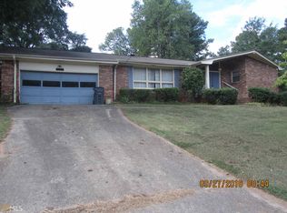 6823 Victoria Dr, Morrow, GA 30260