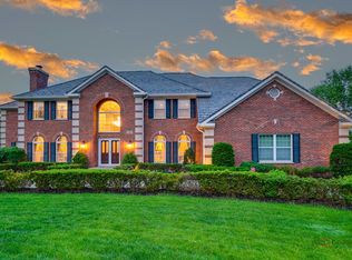 4461 Kettering Dr, Long Grove, IL 60047