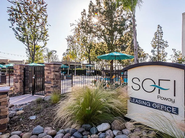 Sofi Poway — Photo 7