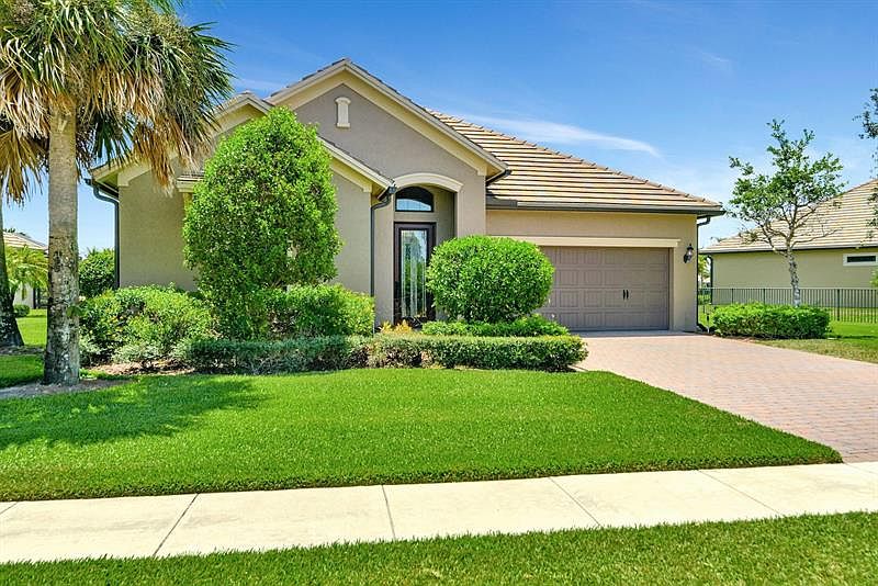 1st image of 3600 Siena Cir