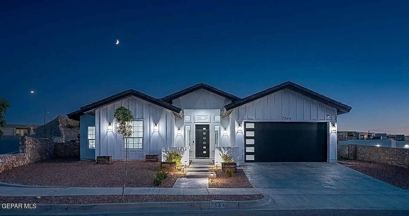 4 bed, 3.0 bath, 2089 sqft, $2,850 — Photo 4