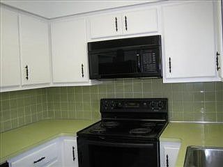 4th image of 3808 Circlewood Ct #B106