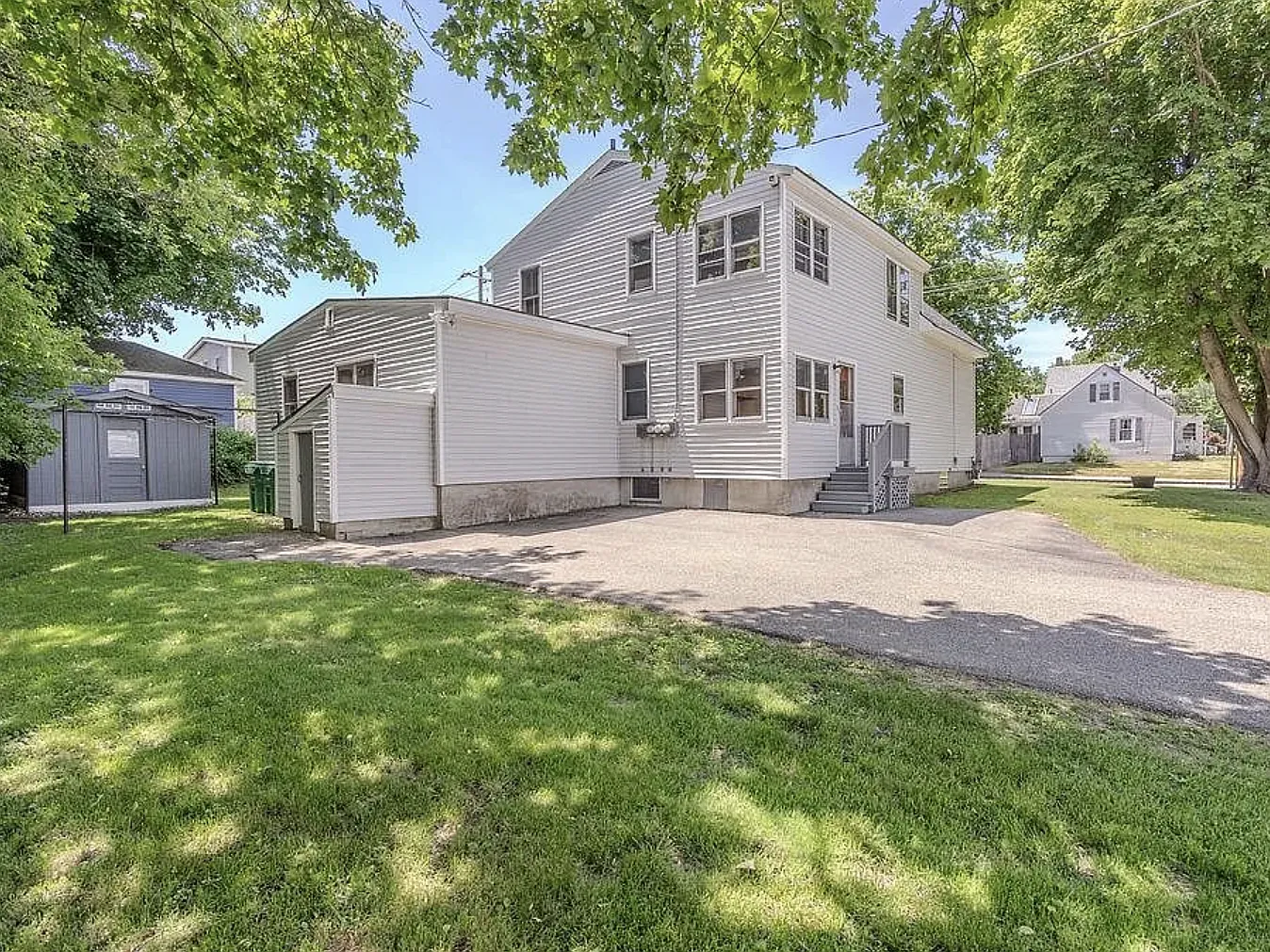 3 bed, $2,850 — Photo 2