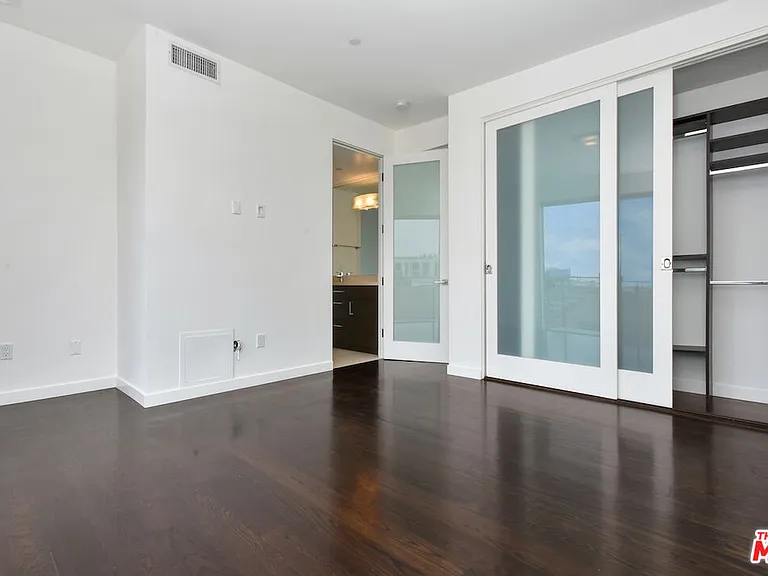11610 Ohio Ave #1 — Photo 30