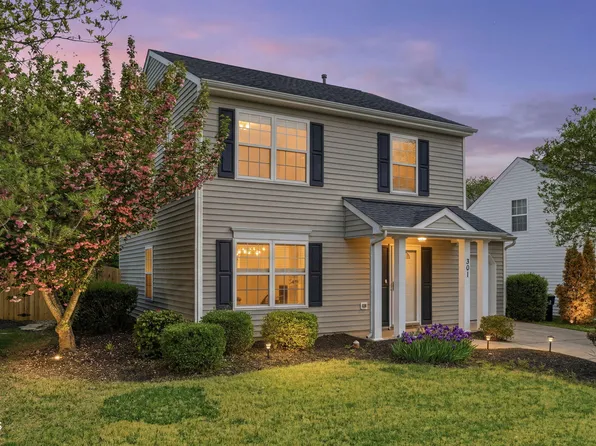 301 Downing Glen Dr, Morrisville, NC 27560