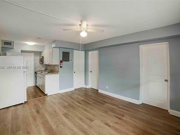 4th image of 817 NW 12th Ave #1