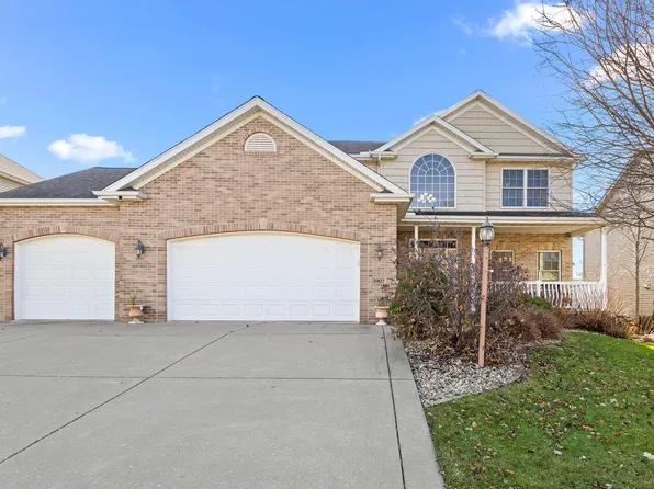 3902 W Hearthwood Dr, Dunlap, IL 61525