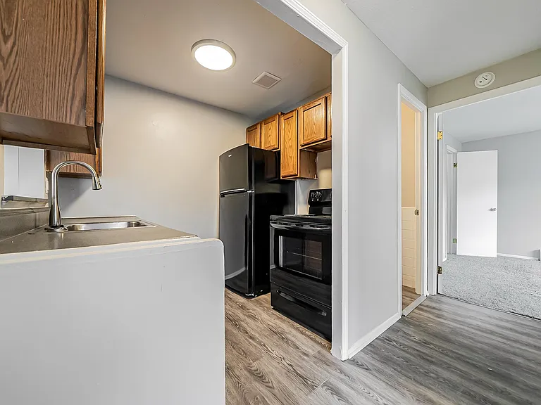 Integrity Chardon / Maple Ridge Apartments — Photo 14