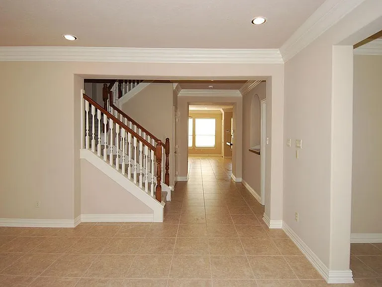 2055 Spring Cedar Ln — Photo 3