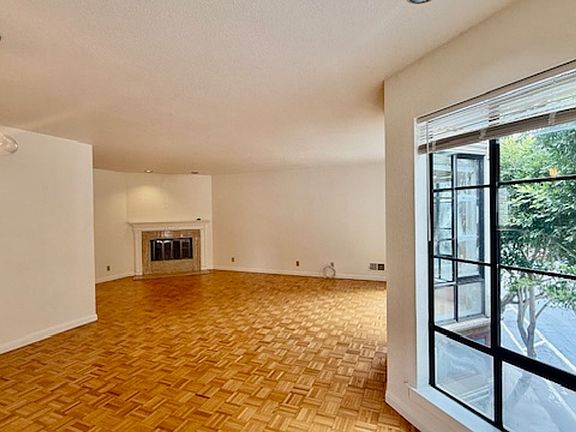 4th image of 1105 Fell St #1-2-3