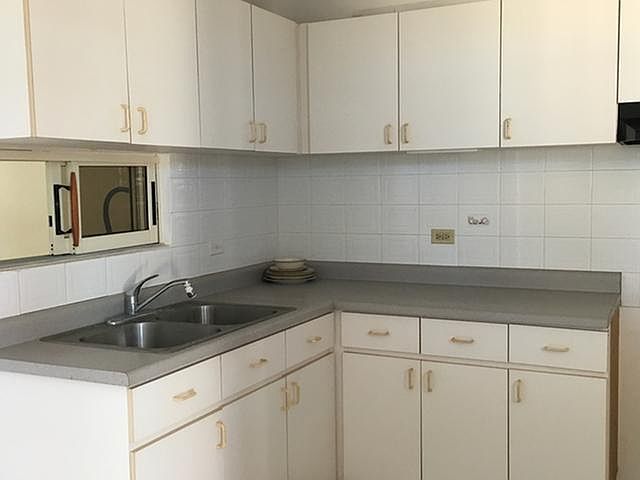 2nd image of 8192 Calle Camelia