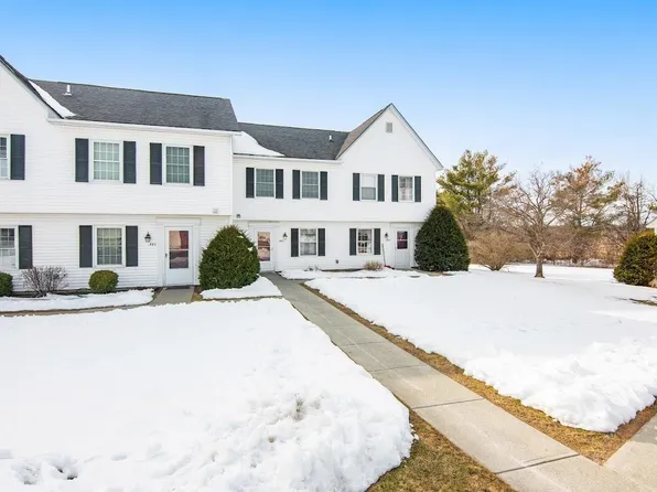 445 Westview Circle, Williston, VT 05495
