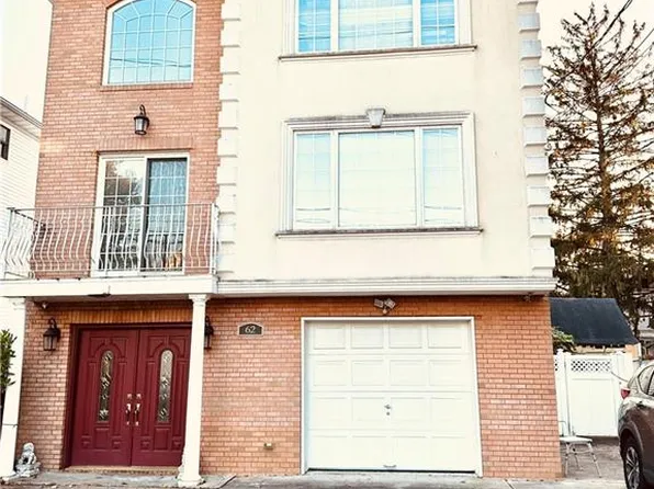 62 Adams Avenue image 1 of 11