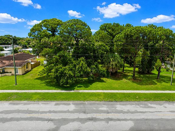 2nd image of 1006 Grandview Boulevard
