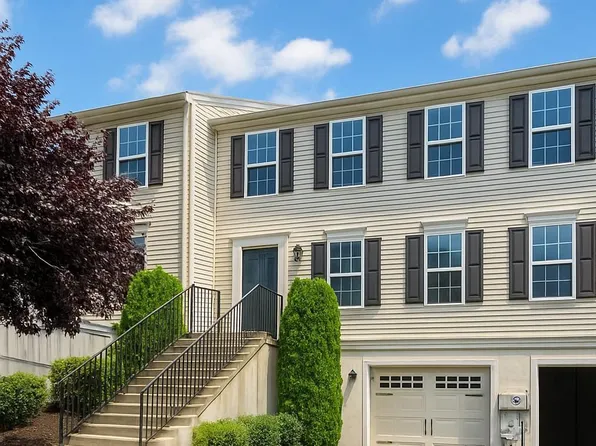 87 Maci Way, Reading, PA 19606