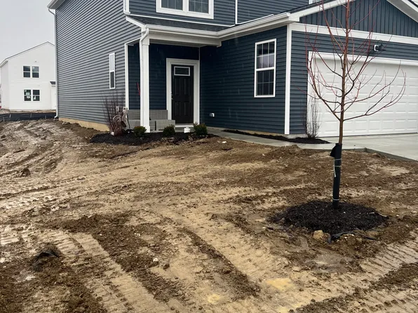 3799 Sterling Dr, Whitestown, IN 46075