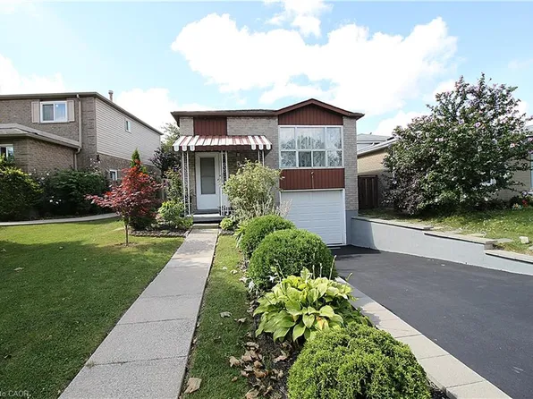 35 Garden Cres, Hamilton, ON L8V 4T3