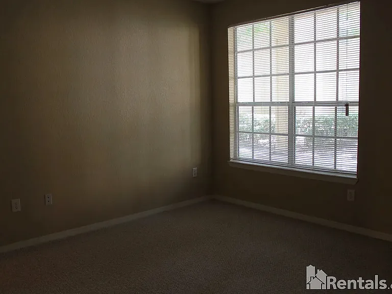 841 Grand Regency Point #105 — Photo 27