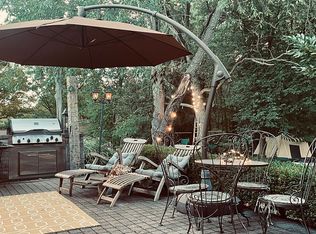 10891 Cartier Dr, Brighton, MI 48114