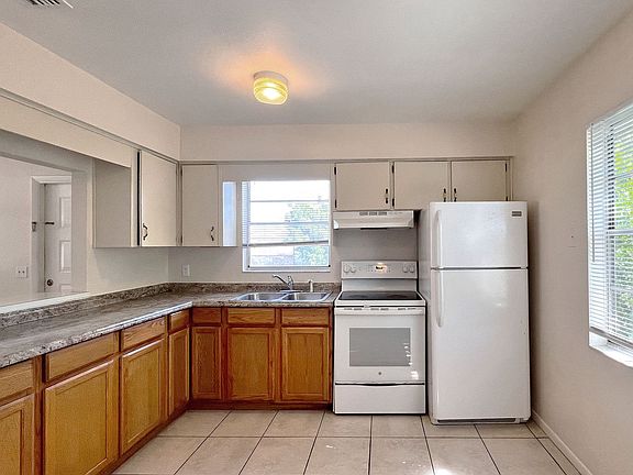2nd image of 329 7th St SW #C
