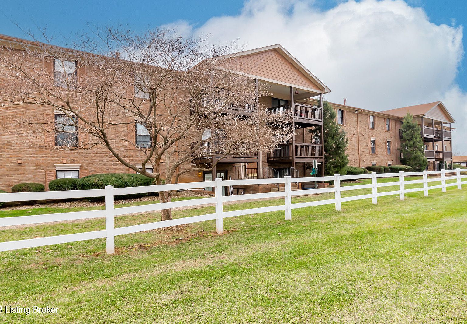 9804 Whipps Mill Rd UNIT 3, Louisville, KY 40223 Zillow