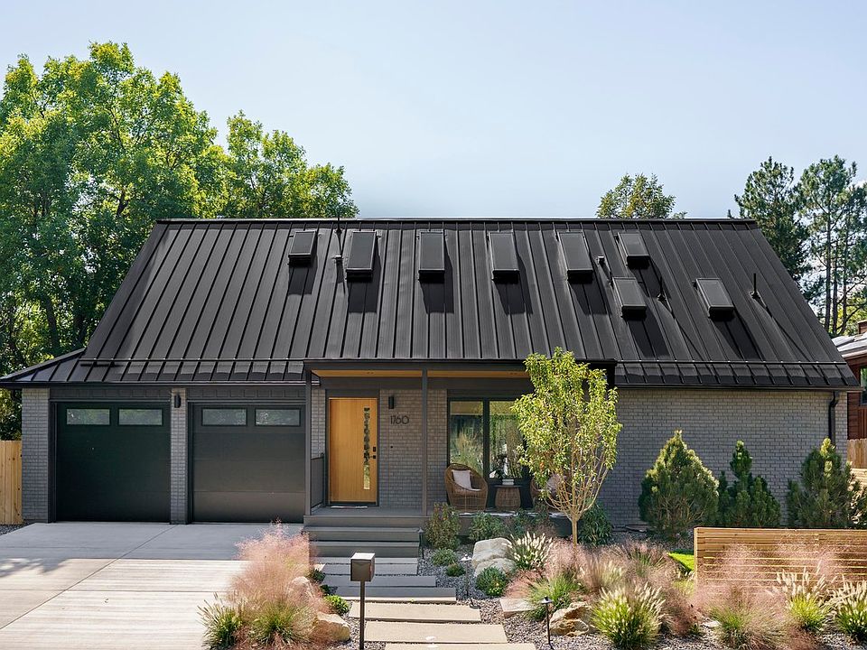 1st image of 1760 Hawthorn Pl