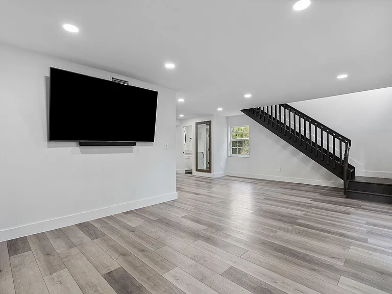 4952 SW 122nd Ter — Photo 19